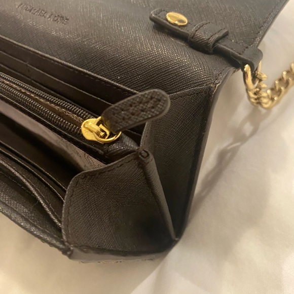 Michael Kors cheetah print crossbody - Picture 8 of 8